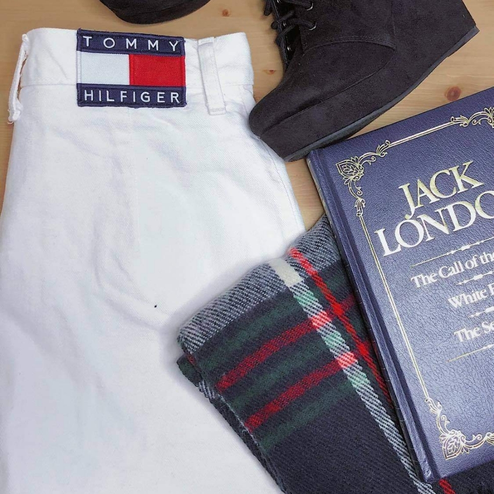 White Tommy Hilfiger skirt